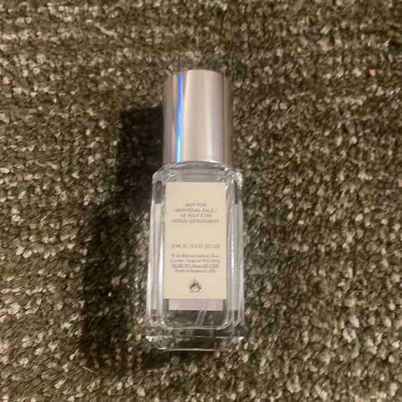 Jo Malone English Pear & Sweet Pea - .3 fl oz - Picture 3 of 3